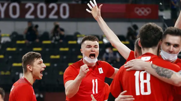 Реванш за себя и за девушек: как российские волейболисты героически победили бразильцев и вышли в финал Олимпиады