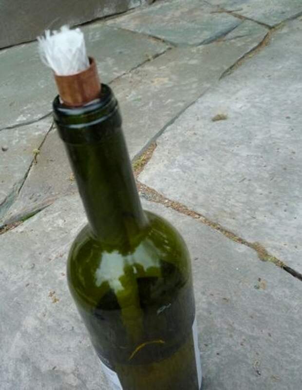 Пустая бутылка для украшения дома