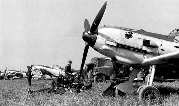Как Люфтваффе воевали во Франции и почему проблема качества матчасти ВВС РККА оказалась важнейшей