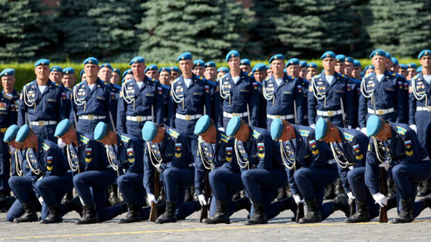 Российские военнослужащие из состава воздушно-десантных войск