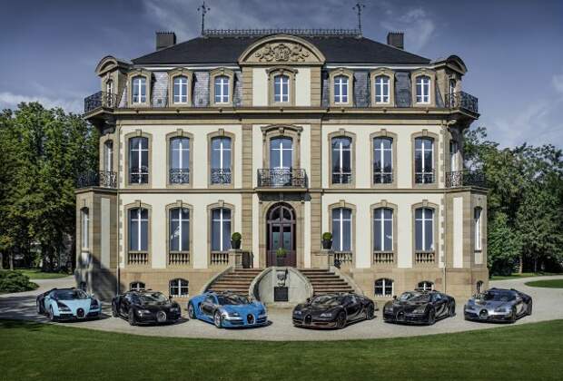 Все Bugatti Veyron Legends на одном фото Все Bugatti Veyron Legends на одном фото