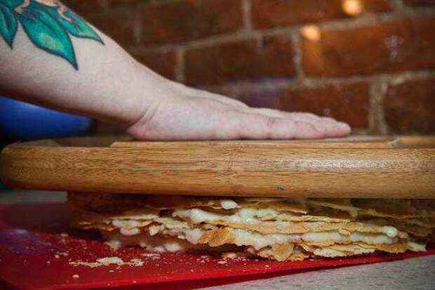 Сладкий торт Наполеон как приготовить с фото