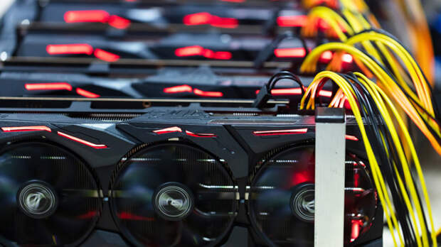 В правительстве поддержали законопроект о лишении свободы на 5 лет за незаконный майнинг