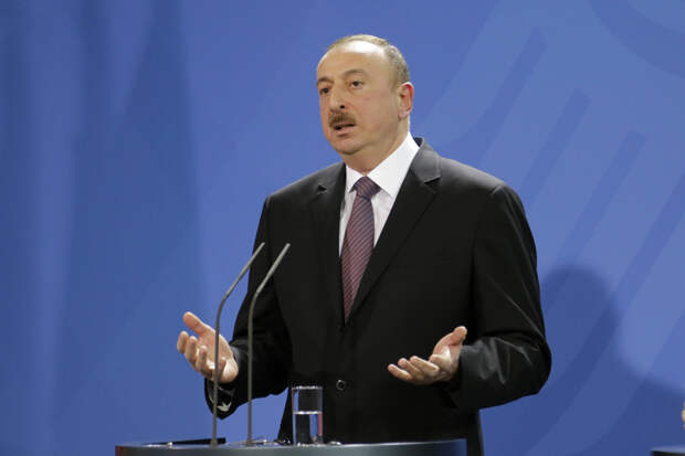 Алиев, мечтающий выгнать русских из Карабаха, заговорил о наращивании военной мощи Азербайджана
