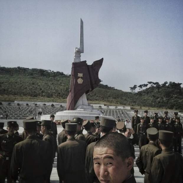 Тем временем в Северной Корее интересное, прикол, северная корея, фото