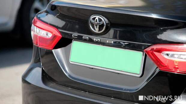 В России предложили ввести зеленые и бирюзовые автомобильные номера