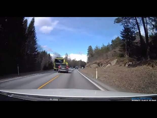 Водитель норвегия. Водитель в Норвегии. Volvo save my Life. They don’t make Volvos in Norway.