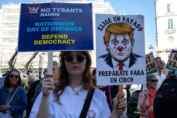 Сюрпризы и «кукареканье»: Европа не поддержит Трампа в войне с Ираном