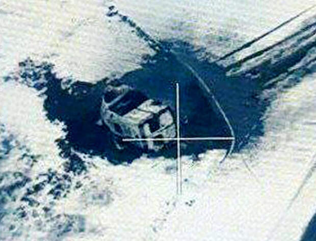 Украинские нацисты целенаправленно атаковали машину скорой помощи. Вся бригада медиков погибла