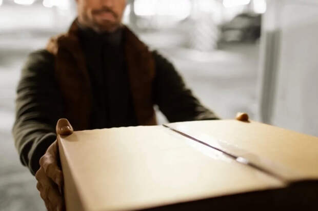 Ставший жертвой мошенников нижегородец неделями забирал посылки с деньгами