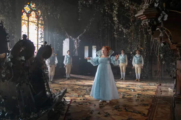 Актрису изменили, чтобы никто не узнал: чужое лицо королевы открыло кинофестиваль на рубеже с Европой