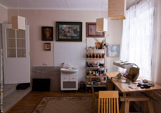 41)