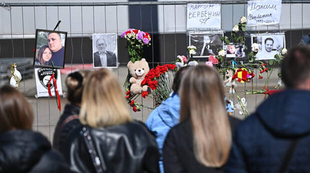 С Киевом всё понятно. Но Россию "затапливает" мигрантами не Украина: Делягин задал неудобный вопрос после приговоров убийцам из "Крокуса"