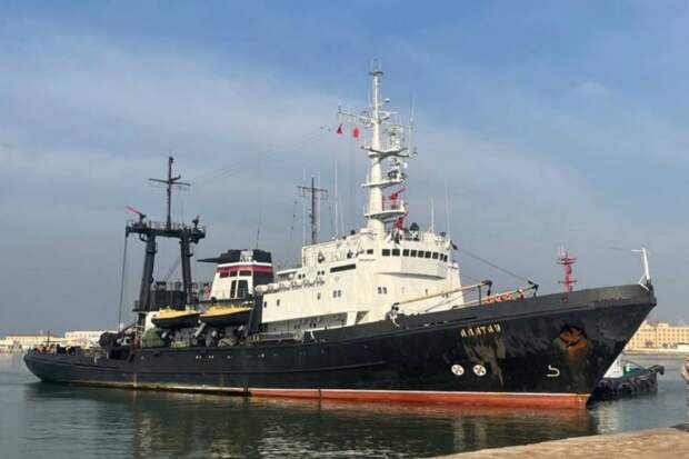 Российские военные моряки спасли в Южно-Китайском море матроса с Филиппин