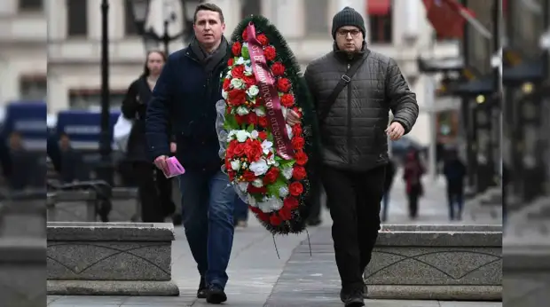 Жириновский и его соколы. Как в Москве простились с бессменным лидером ЛДПР