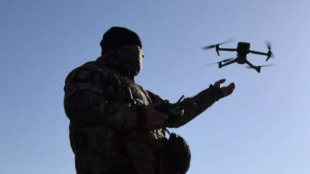 RT: управляемые с помощью ИИ дроны создают специалисты из батальона «Алания»