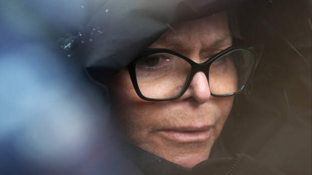 Список диагнозов: стало известно о состоянии Ларисы Долиной