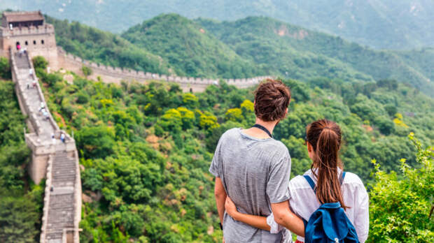 Китай представит России список туроператоров для безвизовых поездок в течение двух недель