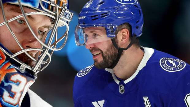 Русских звезд из Америки кинут с престижным призом НХЛ? Кучеров и Сорокин достойны «Харта», но фаворит — канадец