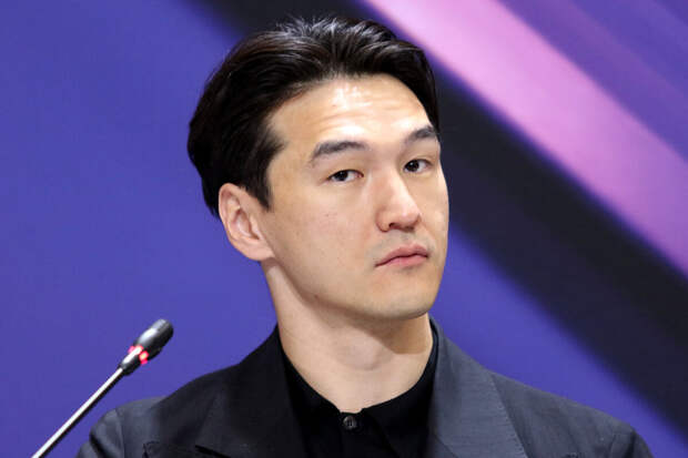 Украина внесла комика Сабурова в базу "Миротворца"