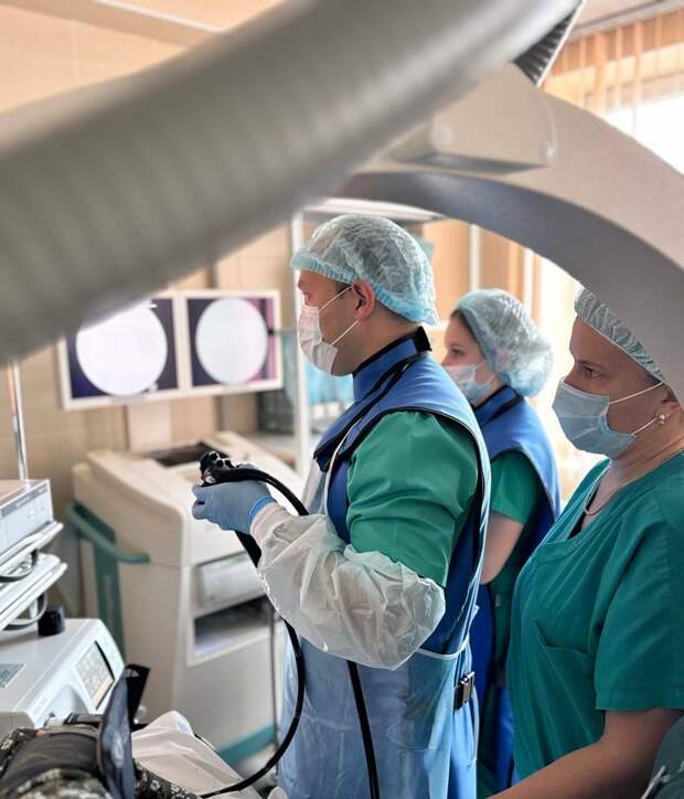 Чаллының Ашыгыч ярдәм хастаханәсе табиблары үт юлыннан бернинди кисемсез зур таш алган