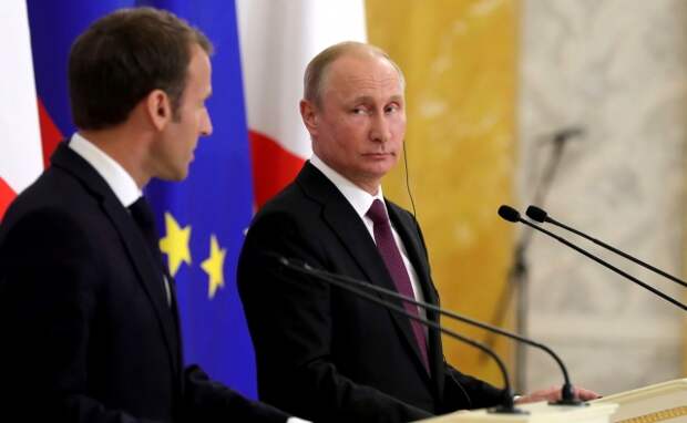Владимир Путин и Эммануэль Макрон День, когда Европа попросит у России военной защиты от США