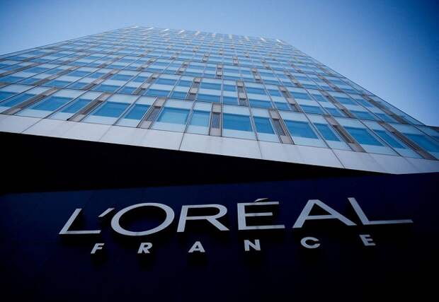 L'Oreal временно приостанавливает деятельность в России