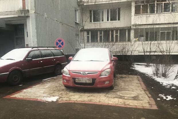 На пожарной стоянке у корпуса 1005 не будет допускаться парковка автомобилей На пожарной стоянке у корпуса 1005 не будет допускаться парковка автомобилей