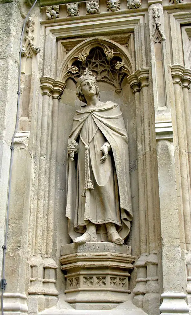 Алиенора Аквитанская. Королева рыцарей, трубадуров и куртуазной любви