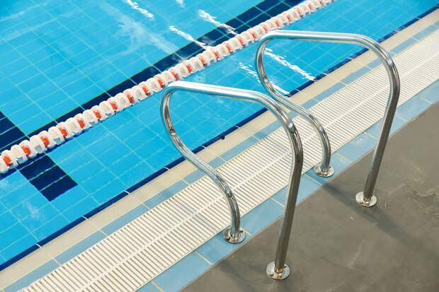 В Лобне достроили спорткомплекс "Флагман" с большим бассейном