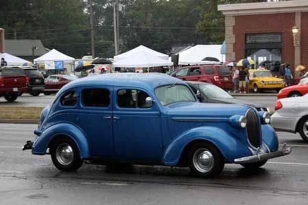 Ежегодный Woodward Dream Cruise (31 фото)