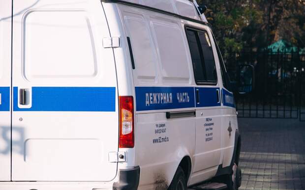 На улице Семчинской рязанке порезали колеса автомобиля