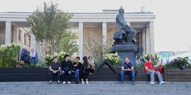 Завершилось благоустройство площади у Российской государственной библиотеки Фото: mos.ru