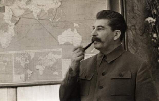 Красная, синяя и зеленая папки: какие документы хранил в них Сталин в Великую Отечественную
