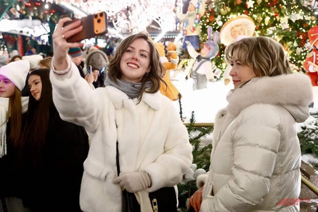 Священник ответил, можно ли поздравлять с Рождеством 25 декабря