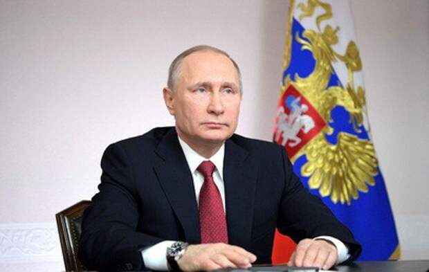 Путин поздравил работников и ветеранов прокуратуры