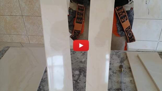 Как резать плитку ручным стеклорезом - видео