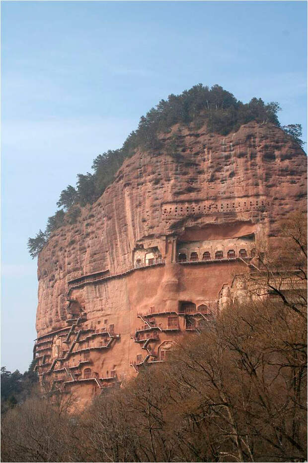 Пещеры Майцзишань. Китай.