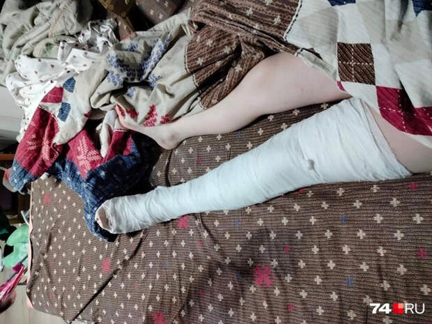 В Челябинске возбудили уголовное дело после того, как 8-летний сын мигрантов сломал колено однокласснице