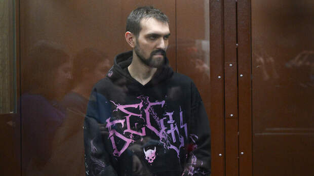 Комик Останин* не признал вину по делу об экстремизме