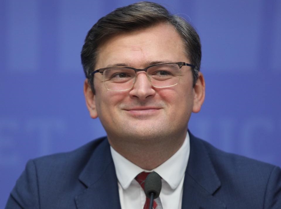 Глава МИД Украины назвал условие открытия огня в Донбассе