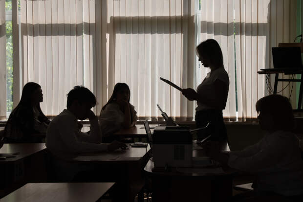 В Госдуме предложили досрочно отправлять на пенсию педагогов среднего профобразования