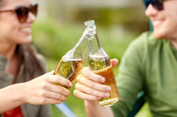 Сенатор Мурог: на стадионах допустимо продавать только безалкогольные напитки