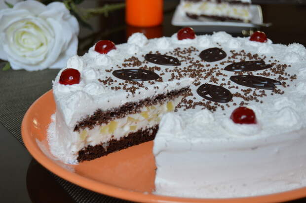 Кефирный торт – идеальный способ поднять настроение себе и своим родным в холодную и пасмурную погоду!