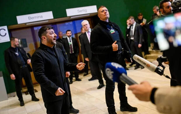 «Сотрут в порошок»: В США сделали предупреждение Зеленскому после выходки в Давосе