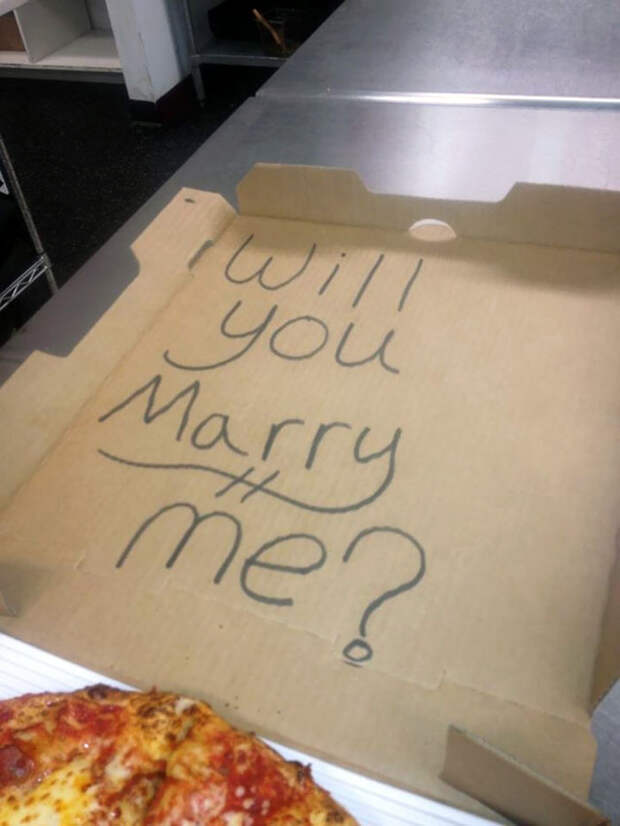 A Guy Asked Us To Write On His Pizza Box 