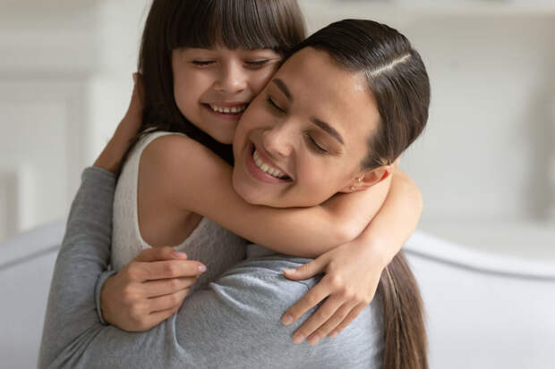 Психолог Шаповалова: старшая дочь в семье может стараться угодить окружающим