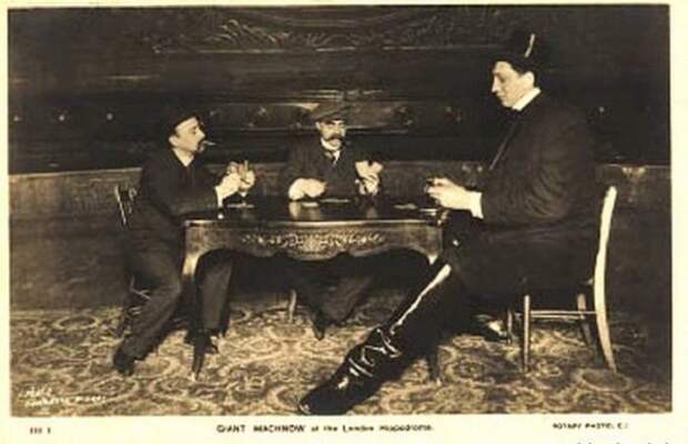 Федор Махнов - самый высокий из когда-либо живших на земле людей (7 фото)