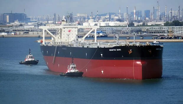 Японский супертанкер прошёл через Ормузский пролив из Саудовской Аравии