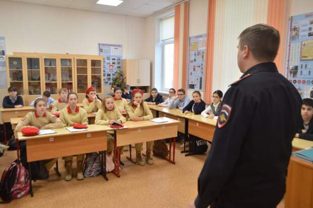 Заместитель командира ОБ ДС ГИБДД УВД по САО принял участие в мероприятии «ДТП — это трагедия»